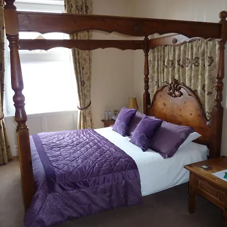 Lavinia House 4*