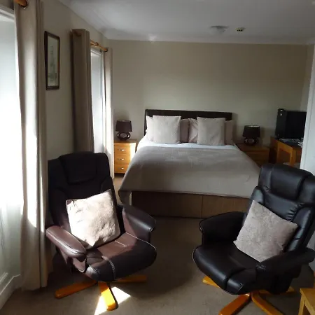 Lavinia House 4*