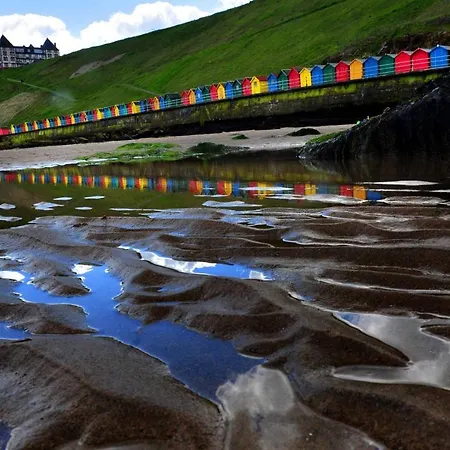 Lavinia House Pensjonat 4*